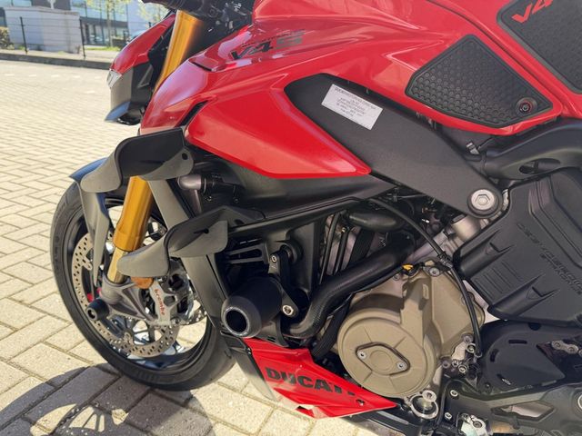 ducati - streetfighter-v4s