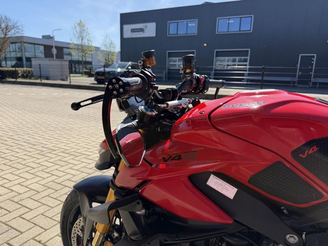 ducati - streetfighter-v4s