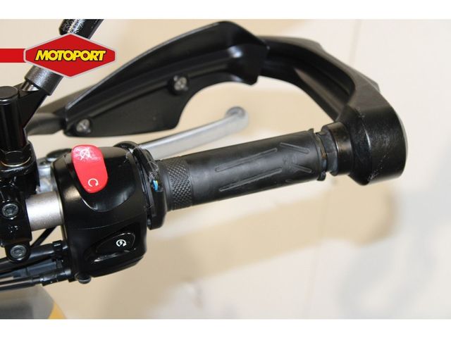 yamaha - xt-600-tenere