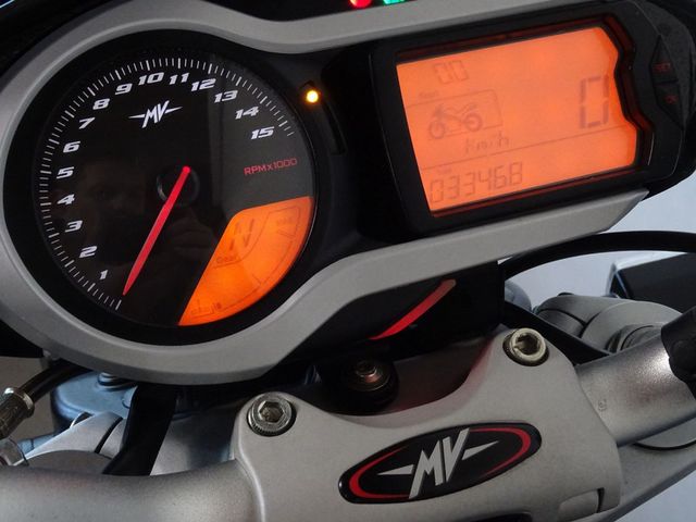 mv-agusta - brutale-920