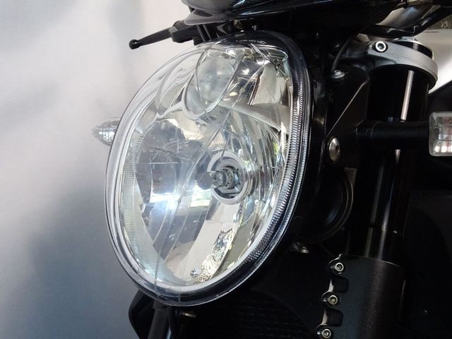 mv-agusta - brutale-920