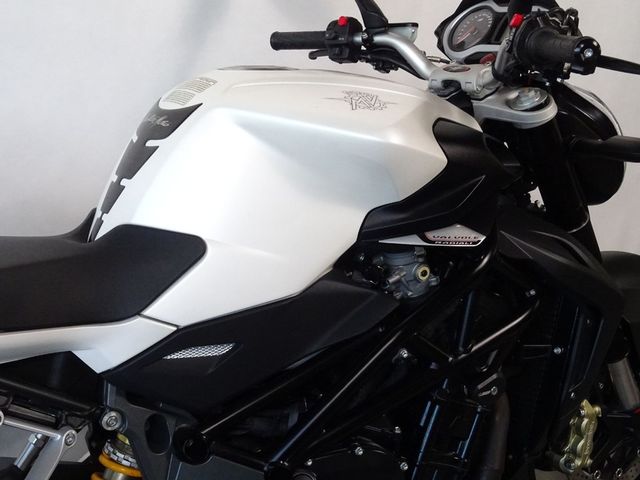 mv-agusta - brutale-920