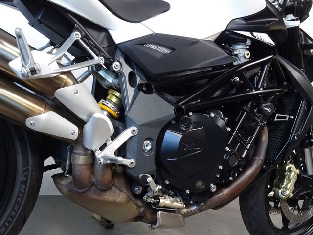 mv-agusta - brutale-920