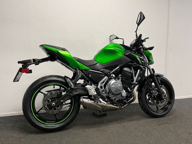 kawasaki - z650