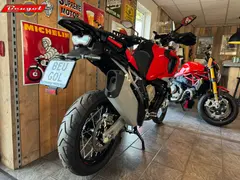 MV Agusta Enduro Veloce 2024 nieuw – foto 12 van 22