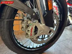 MV Agusta Enduro Veloce 2024 nieuw – foto 18 van 22
