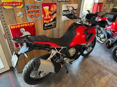 MV Agusta Enduro Veloce 2024 nieuw – foto 15 van 22
