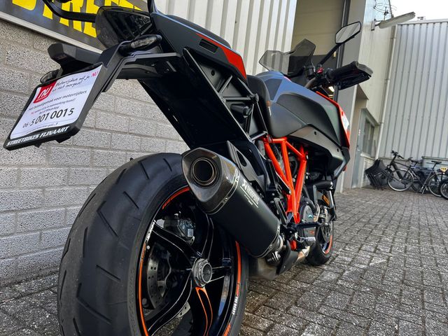 ktm - 1290-super-duke-gt