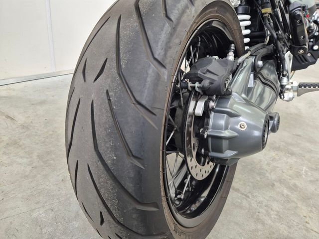 bmw - r-nine-t