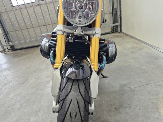 bmw - r-nine-t