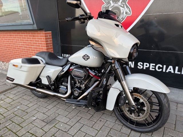 harley-davidson - street-glide-cvo-flhxse