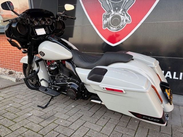 harley-davidson - street-glide-cvo-flhxse