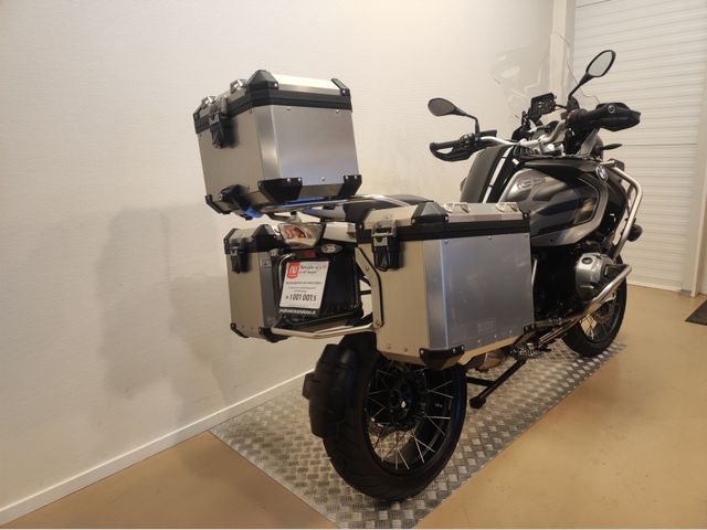 bmw - r-1200-gs-adventure-triple-black