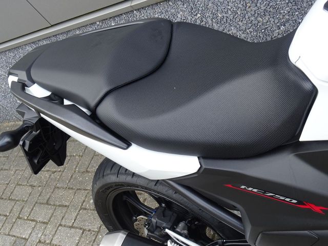 honda - nc-750-x-abs