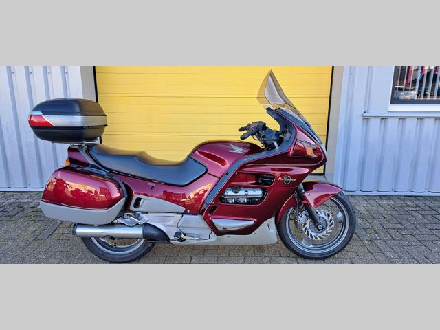 honda - st-1100-pan-european