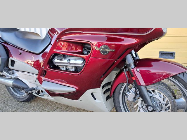 honda - st-1100-pan-european