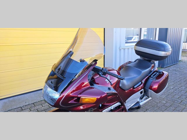 honda - st-1100-pan-european