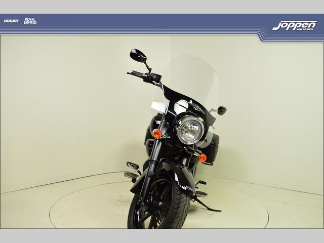 suzuki - c-1500-lc-intruder