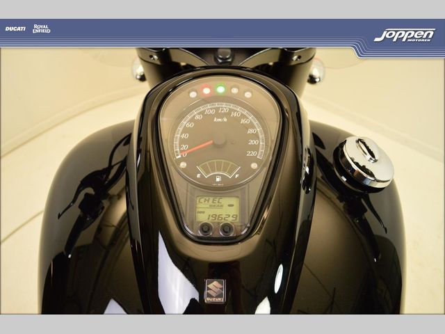 suzuki - c-1500-lc-intruder