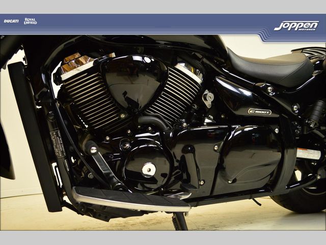 suzuki - c-1500-lc-intruder