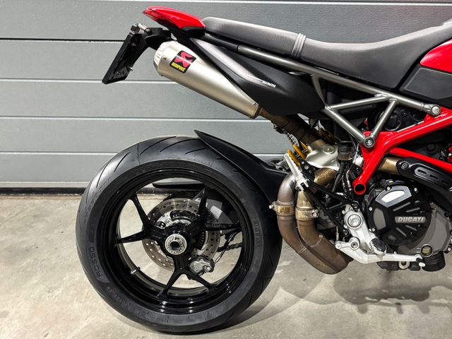 ducati - hypermotard-950