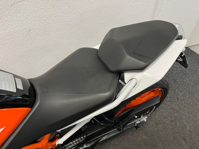 ktm - 390-duke