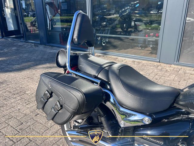 suzuki - intruder-m-1500