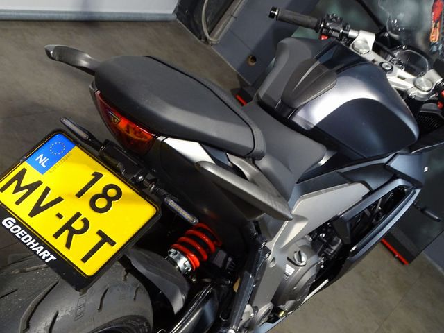 triumph - daytona-660