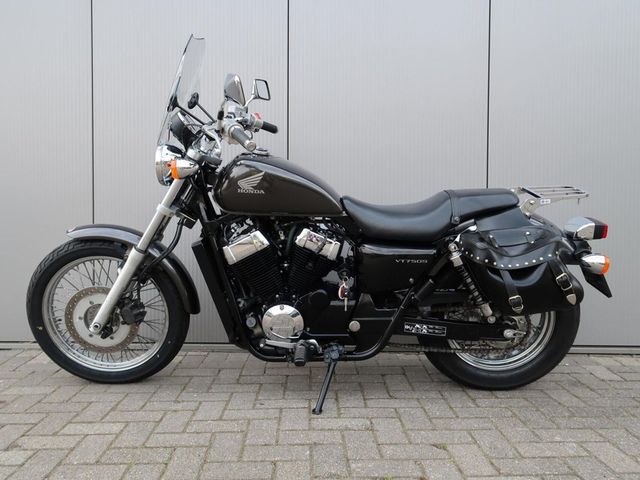 honda - vt-750-s-shadow