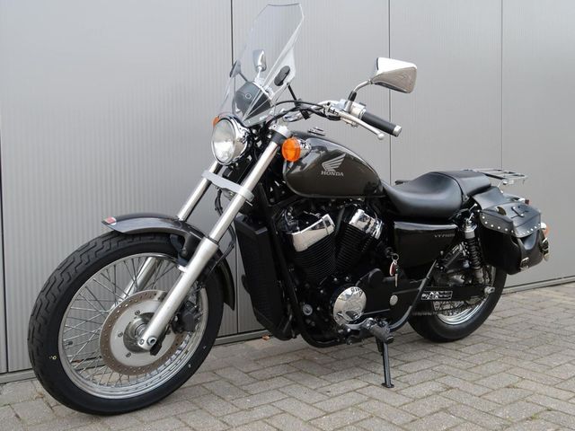 honda - vt-750-s-shadow