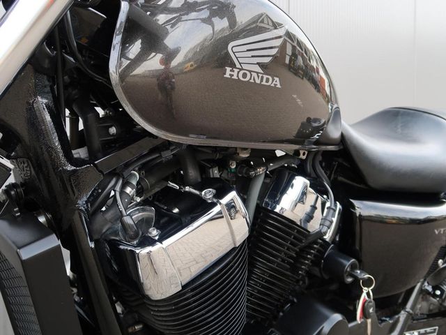 honda - vt-750-s-shadow