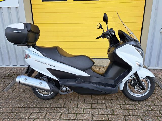 suzuki - uh-200