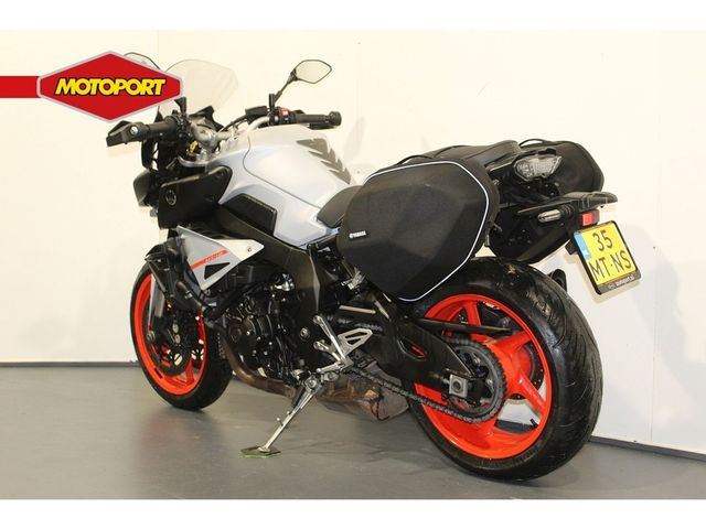 yamaha - mt-10-tourer-edition