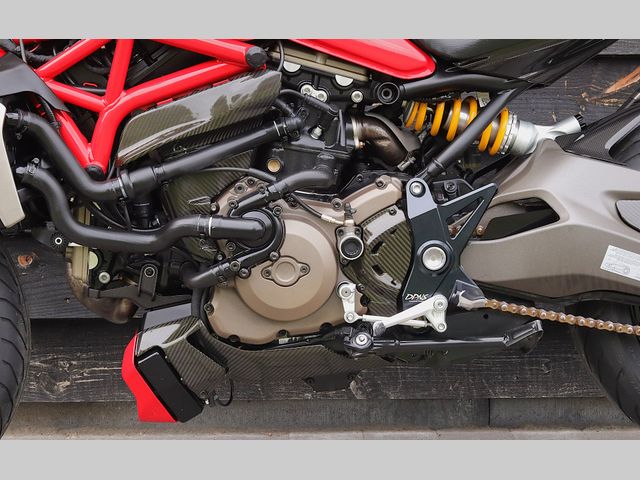 ducati - monster-1200-s