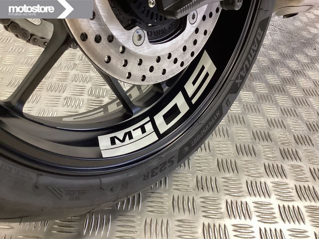 yamaha - mt-09-y-amt