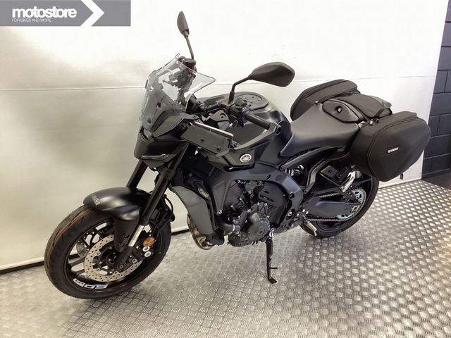 yamaha - mt-09-y-amt
