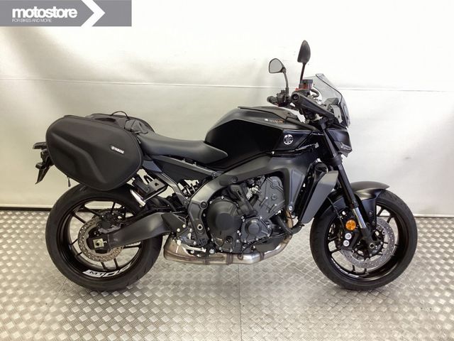 yamaha - mt-09-y-amt