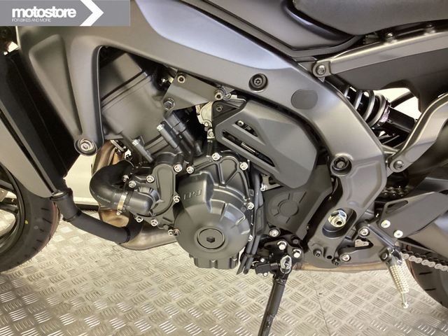 yamaha - mt-09-y-amt