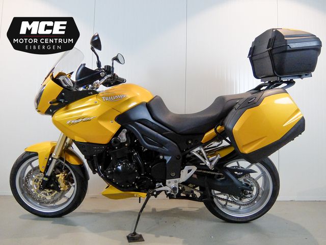 triumph - tiger-1050