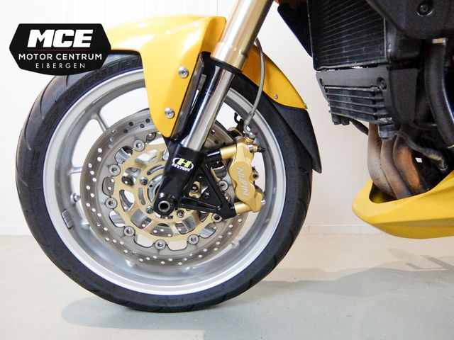 triumph - tiger-1050