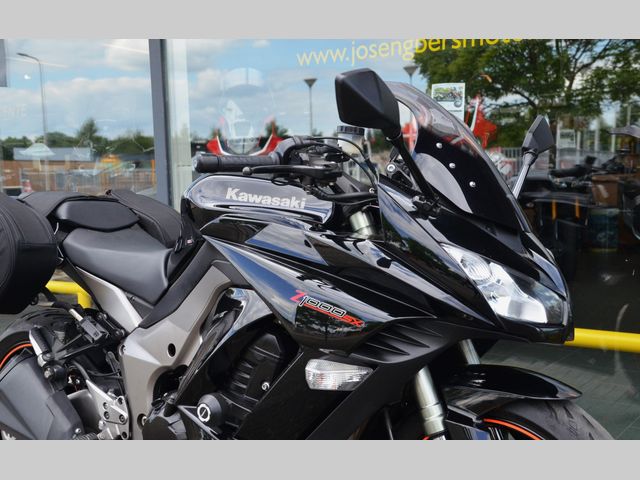 kawasaki - z-1000-sx-abs