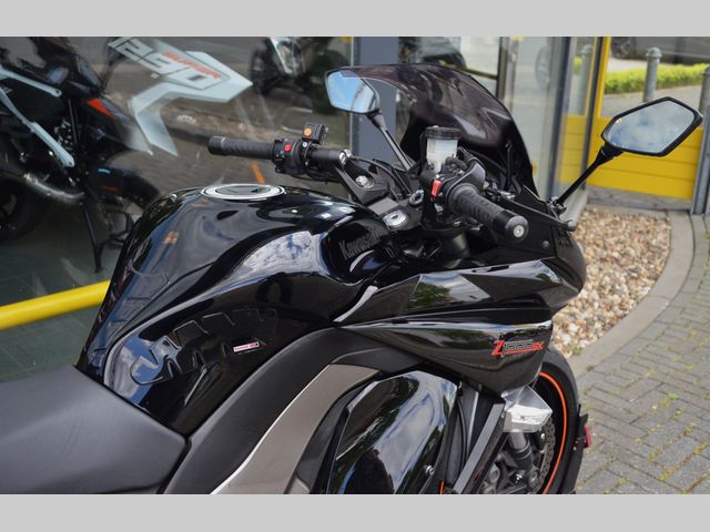 kawasaki - z-1000-sx-abs