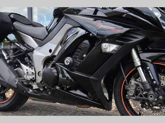 kawasaki - z-1000-sx-abs
