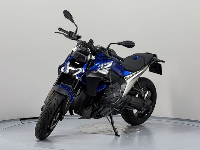 bmw - r-1300-r