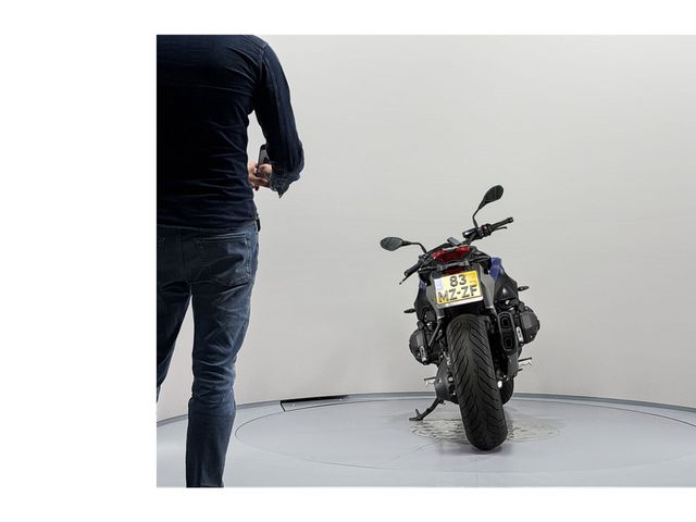 bmw - r-1300-r