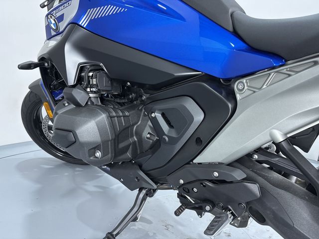 bmw - r-1300-r