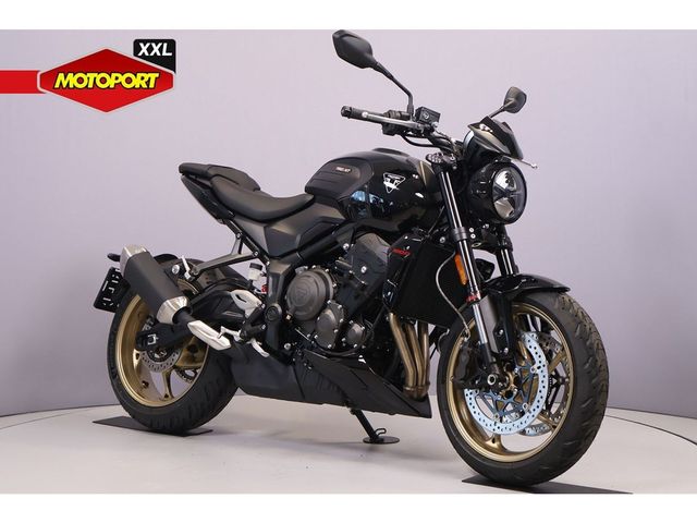 triumph - trident-800