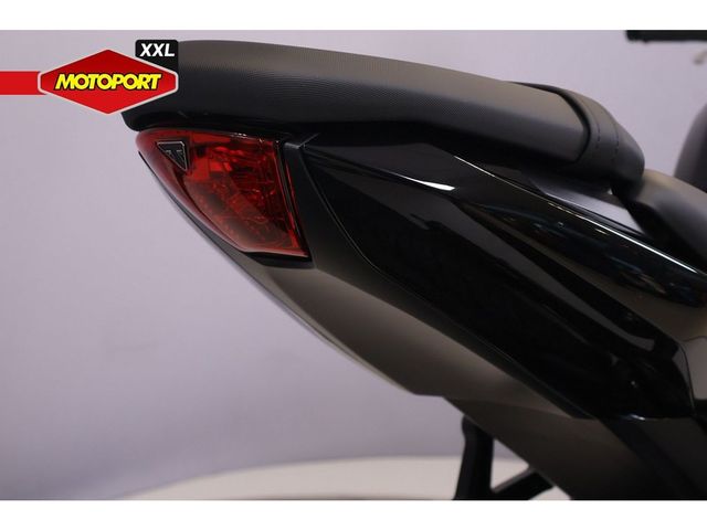 triumph - trident-800