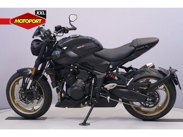 triumph - trident-800