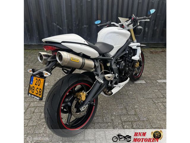 triumph - street-triple
